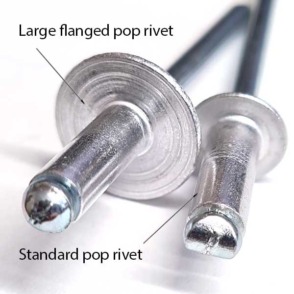 Pop rivet flange comparison image for the 4 x 18mm Large Flange Pop Rivets (Blind Rivet) Aluminium - Steel, Grip Range 12 - 14mm